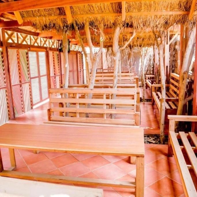Dc Ambassadors Hotel Dawhwenya Екстериор снимка